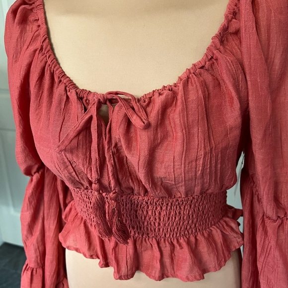Hint of Blush Crop Peasant Flare Ruffle Sleeve Boho Top - Picture 2 of 8